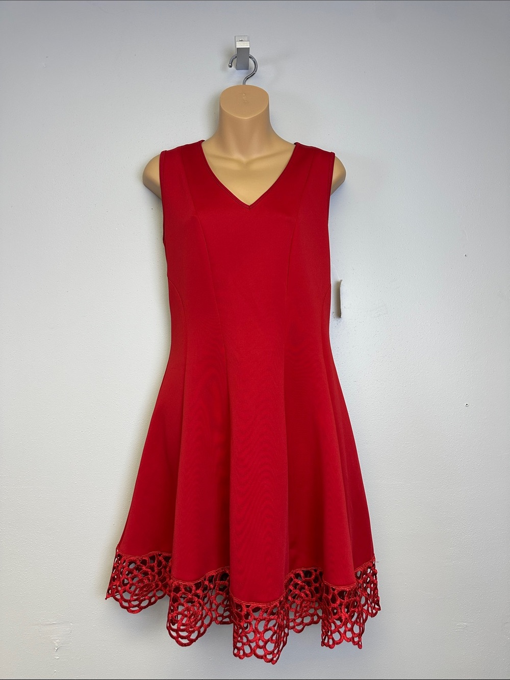 Roz & Ali Red Sleeveless V-Neck Fit-and-Flare Dress with Crochet Hem